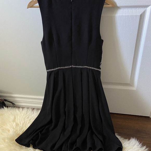 Forever New Party Dress - Picture 2 of 6